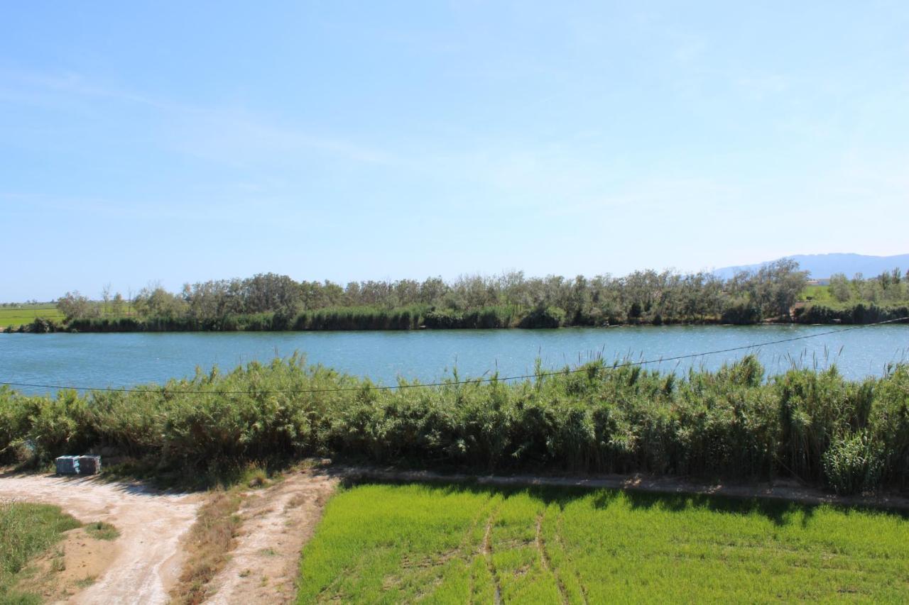 Villa De L'Ebre Deltebre Exterior foto